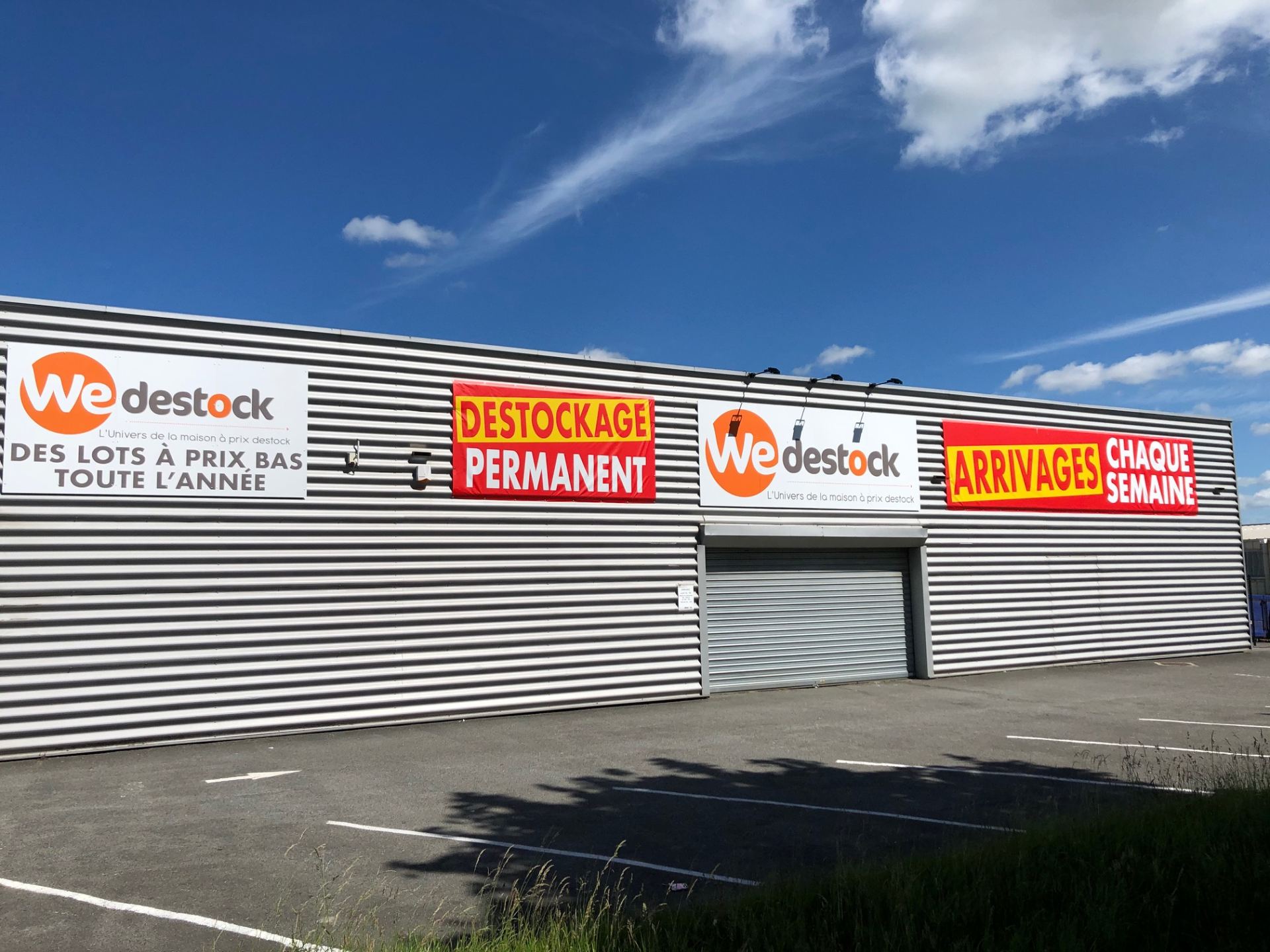 Devanture du magasin Wedestock à Saint-Martin-lez-Tatinghem