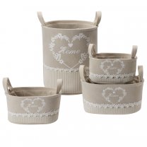 Lot de 3 paniers déco souples motif coeur en tissu + 1 corbeille avec anses et broderie
